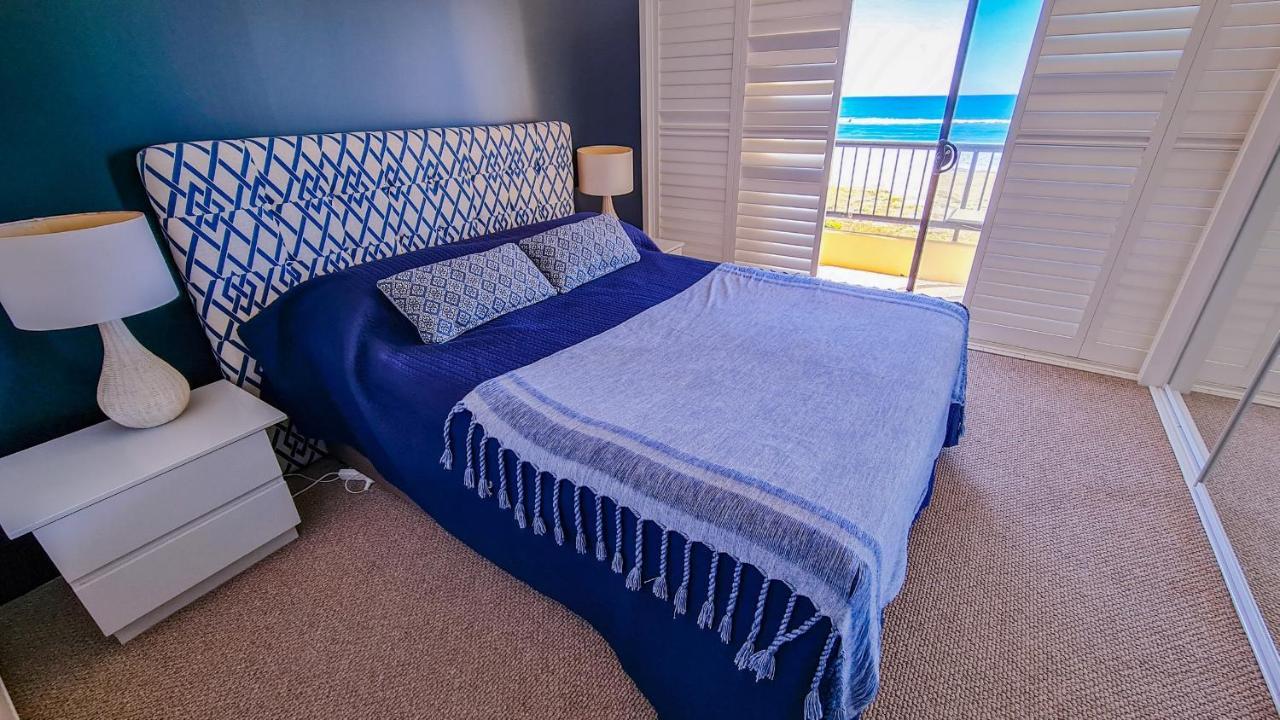Pelican Sands Beach Resort Gold Coast Eksteriør billede