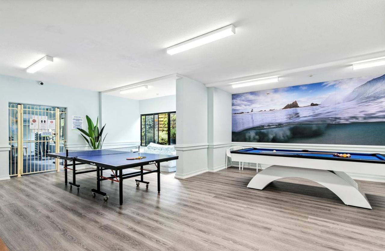 Pelican Sands Beach Resort Gold Coast Eksteriør billede