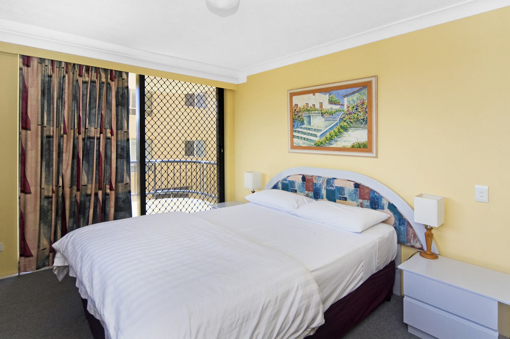 Pelican Sands Beach Resort Gold Coast Eksteriør billede
