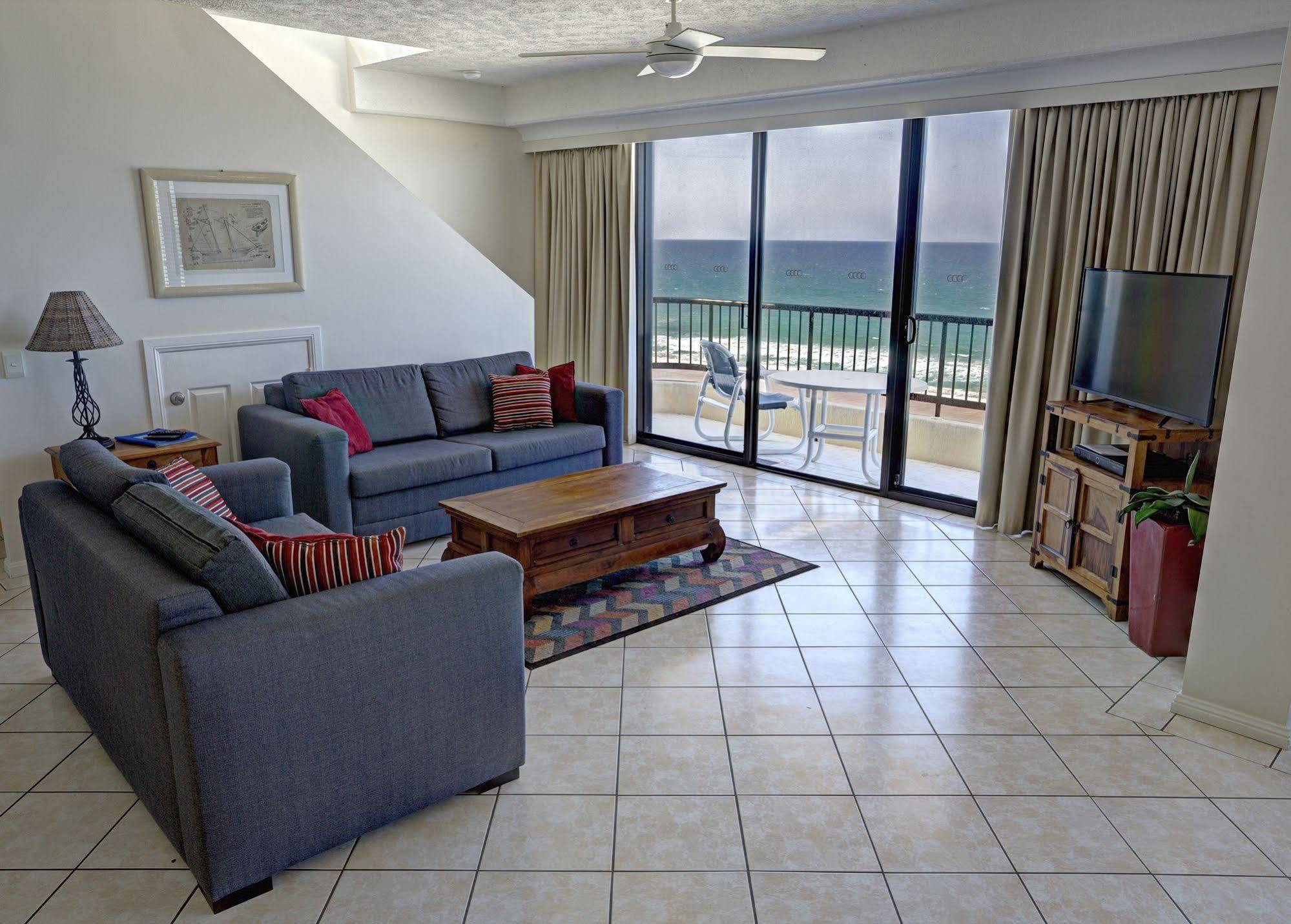 Pelican Sands Beach Resort Gold Coast Eksteriør billede