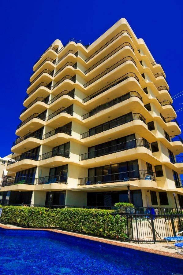 Pelican Sands Beach Resort Gold Coast Eksteriør billede
